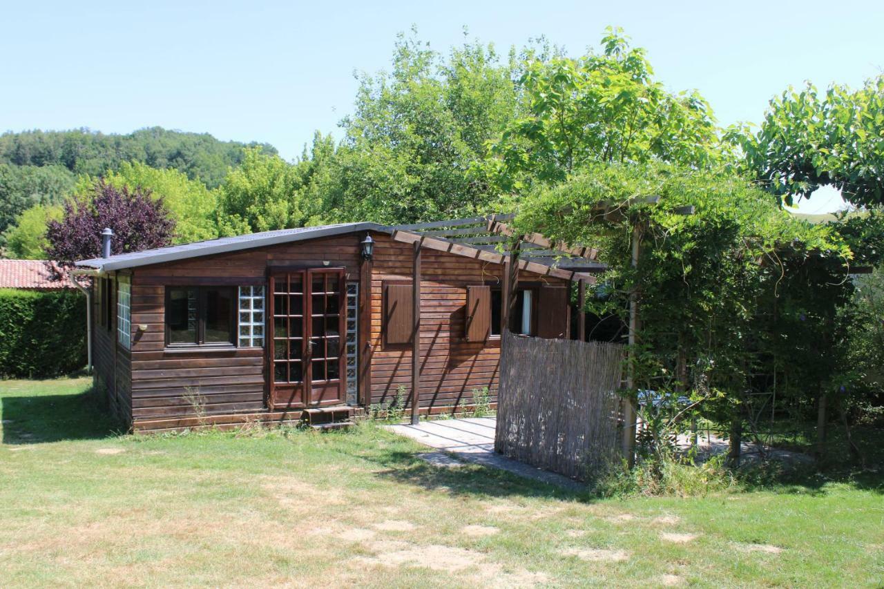 Camping Familial Paisible Avec Piscine, Mobil Home , Chalet, Studio & Emplacement Nue Casties-Labrande Екстер'єр фото